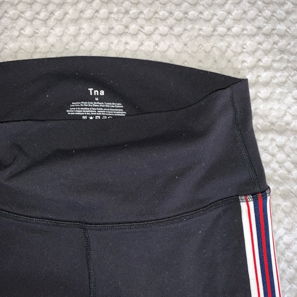 TNA high waisted leggings - Picture 3 of 3